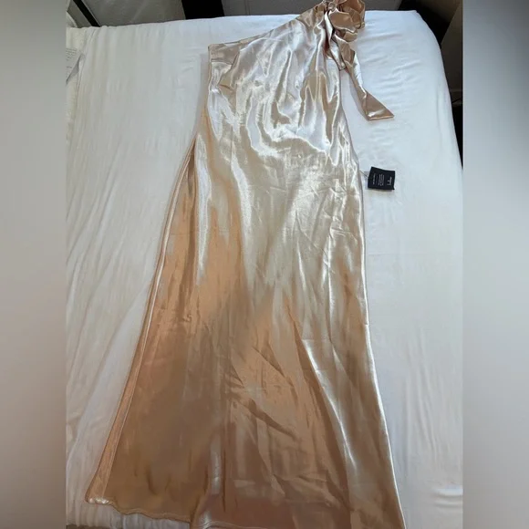 NWT Lulus Formal Dress champagne gold one shoulder size XXL prom - Picture 5 of 9